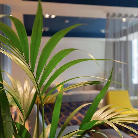 Hampton By Hilton Station Hotell 3*