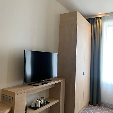 Hampton By Hilton Station 3* Antwerp