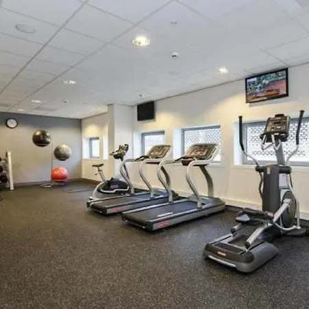 Hampton By Hilton Station 3*